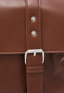 Pier One Umhängetasche - Brown -Pier One Store 13681cf0e15d4e7a880bcd49346bf5a1