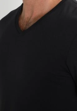 Pier One 2 PACK - T-Shirt Basic - Black -Pier One Store 144a18a099e5428c92602fed22a8b338