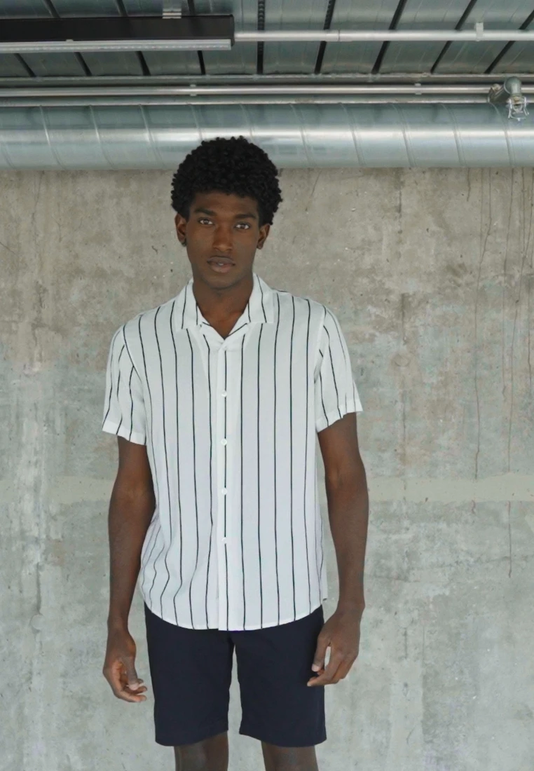 Pier One 2 PACK - Hemd - Black/white 2 Pier One 2 PACK - Hemd - Black/white – Bild 2