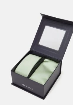 Pier One SET - Einstecktuch - Light Green 10 Pier One SET - Einstecktuch - Light Green -Pier One Store 186418c4632045a49f49be956c5a79e1