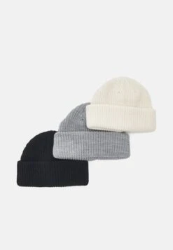Pier One UNISEX 3 PACK - Mütze - Black/dark Grey/off-white/ 11 Pier One UNISEX 3 PACK - Mütze - Black/dark Grey/off-white/ -Pier One Store 6a7fb1651b45408db7e99ab385714124