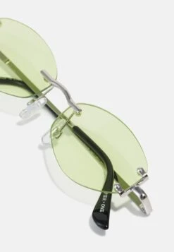 Pier One UNISEX - Sonnenbrille - Green 8 Pier One UNISEX - Sonnenbrille - Green -Pier One Store 6c5660cb198a4273a5c8fcc982a3d0e1