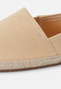 Pier One RENA ESPADRILLE UNISEX - Espadrille - Beige -Pier One Store 7bf9f79cf7ad4df8a90b17f86d74fca8
