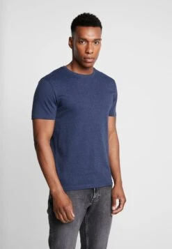 Pier One T-Shirt Basic - Mottled Bordeaux/white 10 Pier One T-Shirt Basic - Mottled Bordeaux/white -Pier One Store 879f969b2cfc4ca0b00bb197bee67f46