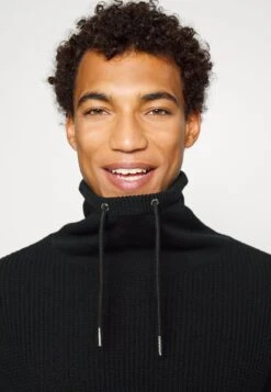 Pier One STRUCTURE BLOCK HIGH COLLAR - Strickjacke - Black -Pier One Store 8ae538afff544777a63a44071114fc02