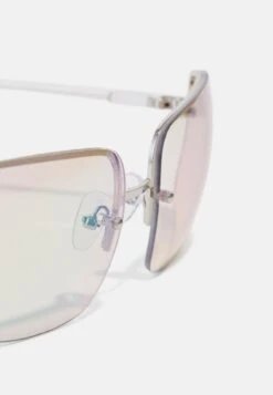 Pier One UNISEX - Sonnenbrille - Transparent -Pier One Store ce973f03df4b4e619c64ae53602a15e3