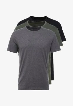Pier One 3 PACK - T-Shirt Basic - Black/grey/green 11 Pier One 3 PACK - T-Shirt Basic - Black/grey/green -Pier One Store df840033a7f04afda15f16c48ba7762b