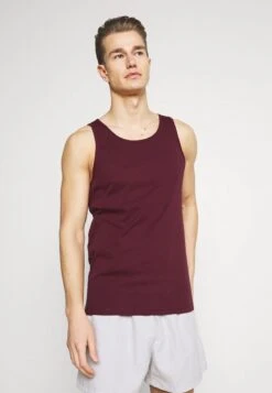 Pier One 3 PACK - Unterhemd/-shirt - Dark Blue/bordeaux/off-white -Pier One Store e5c0c269801440abb1025cc34256b4eb