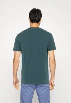 Pier One T-Shirt Basic - White/off-white/lilac -Pier One Store fb9e5f19fa1d4182b7db953af443e00b