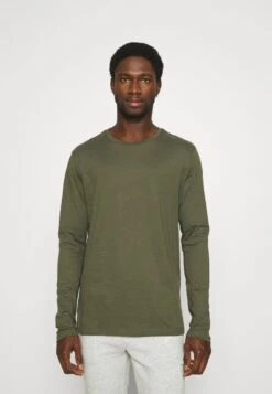 Pier One 2 PACK - Langarmshirt - Olive/dark Blue 9 Pier One 2 PACK - Langarmshirt - Olive/dark Blue -Pier One Store fbf130aeedee491594c388dc1fd3399d